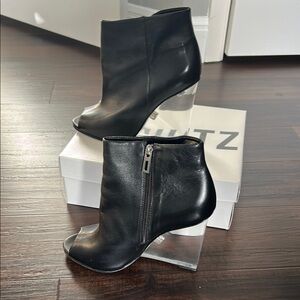 NEVER WORN SCHUTZ Black Women's Peep Toe  Ankle Boots